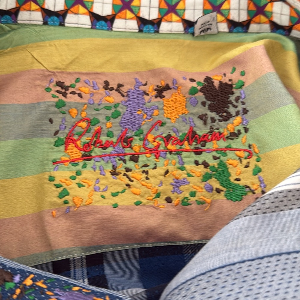 Robert Graham men’s Button Down - Picture 4 of 4